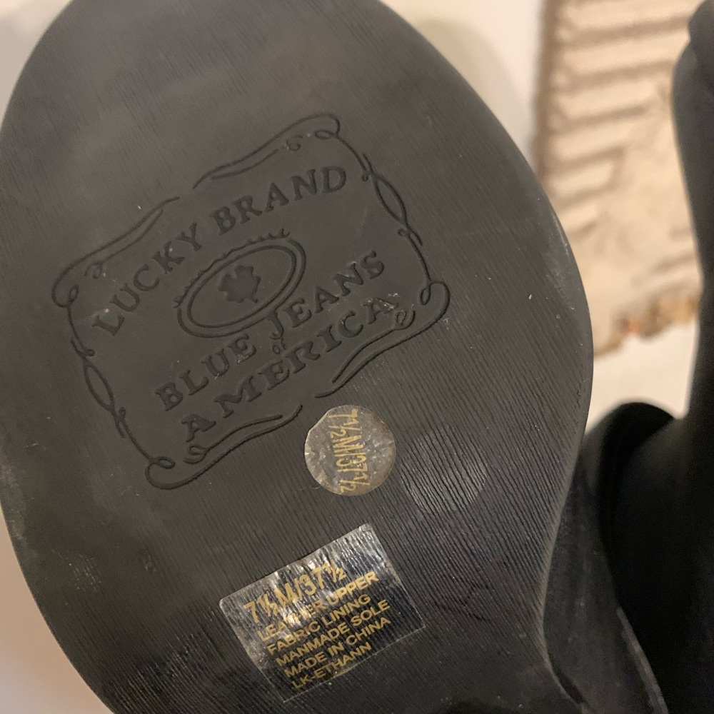 Lucky Brand Heeled Ankle Boots - Picture 6 of 6